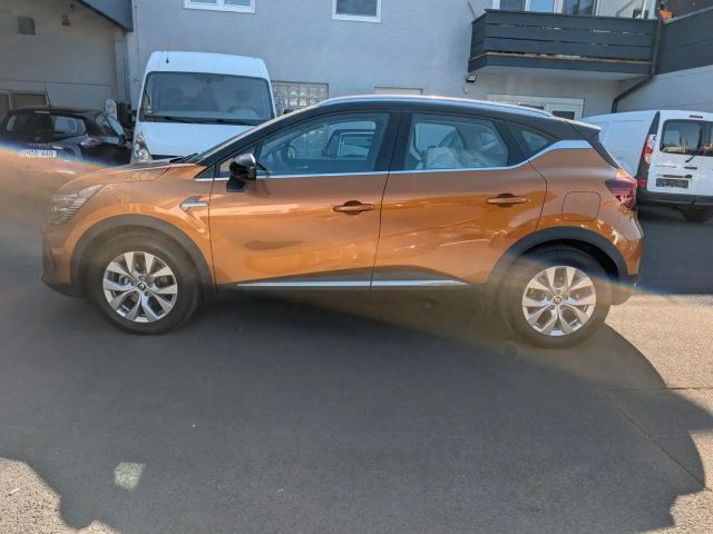 Renault Captur E-Tech Hybrid Intens