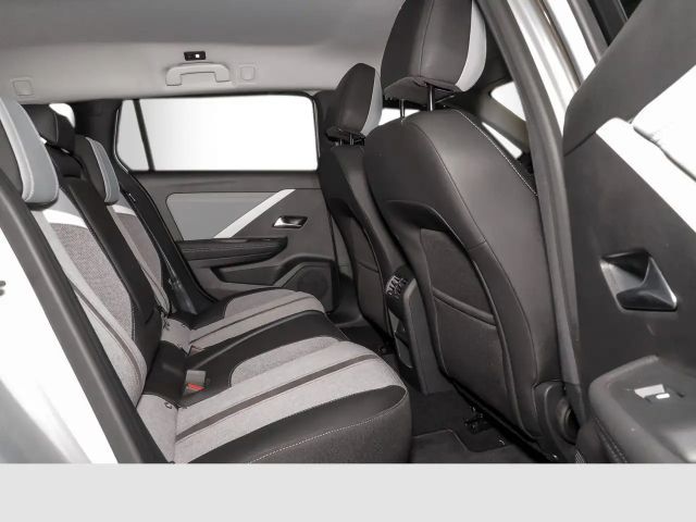 Opel Astra 1.5 Turbo Elegance