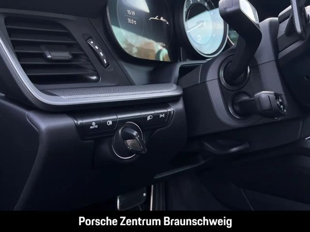 Porsche 992 4 Coupé Targa