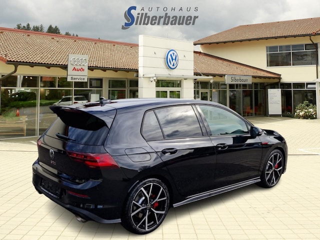 Volkswagen Golf 2.0 TSI GTI