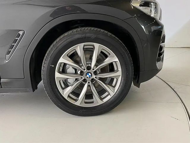 BMW X3 xDrive30e