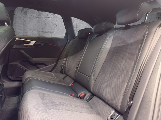 Audi A4 40 TDI Avant S-Line S-Tronic