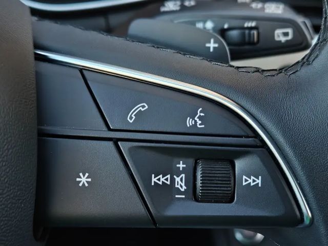 Audi A4 40 TDI Avant S-Line