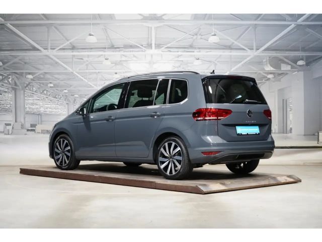 Volkswagen Touran 1.5 TSI Highline Style