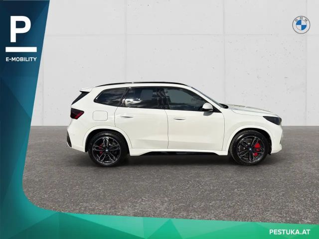 BMW iX1 xDrive30