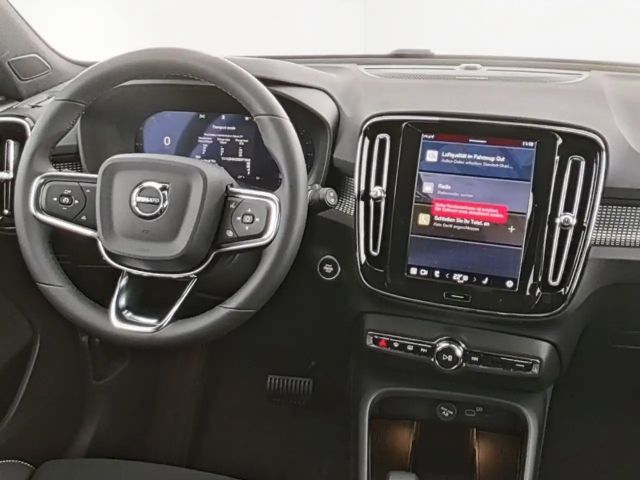 Volvo XC40 Dark Ultra
