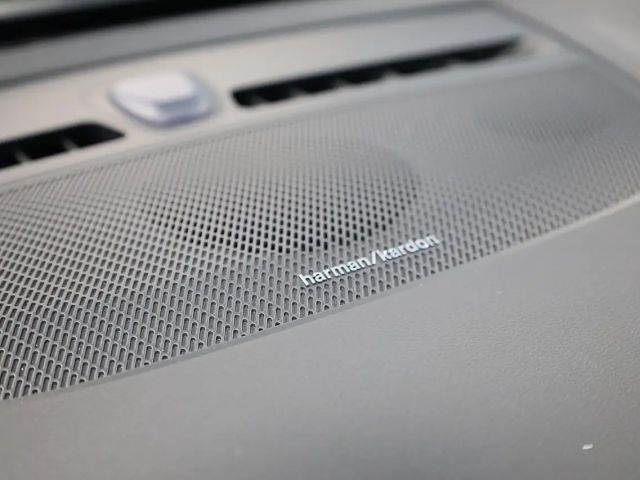 Volvo XC40 Dark Plus