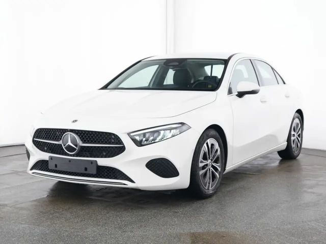Mercedes-Benz A 200 Progressive