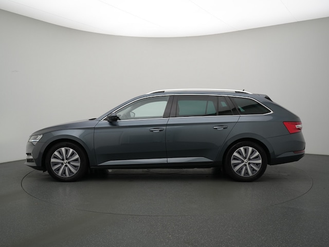 Skoda Superb Ambition Combi iV