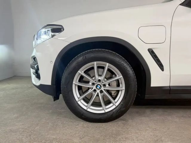 BMW X3 xDrive30e