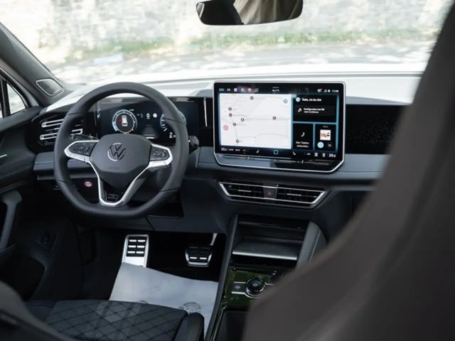 Volkswagen Tiguan 4Motion DSG R-Line Style