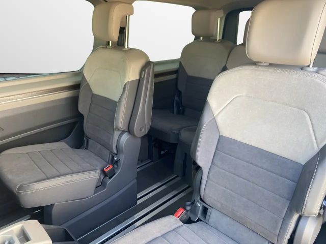 Volkswagen Multivan 2.0 TDI DSG Lang Style T7