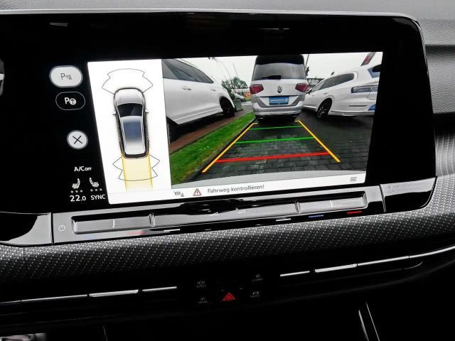 Volkswagen Golf R-Line Variant