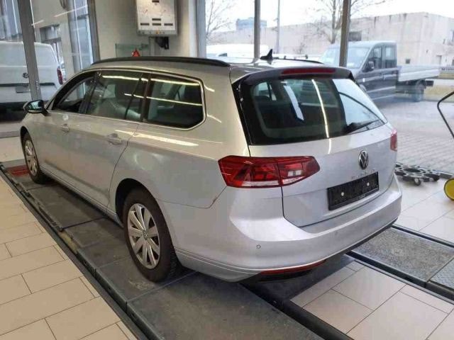 Volkswagen Passat 2.0 TDI Business DSG Variant