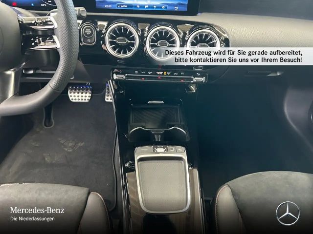 Mercedes-Benz A 200 AMG Line