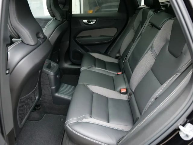 Volvo XC60 AWD Dark Plus Recharge