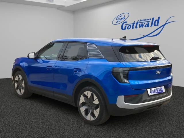 Ford Explorer Premium RWD