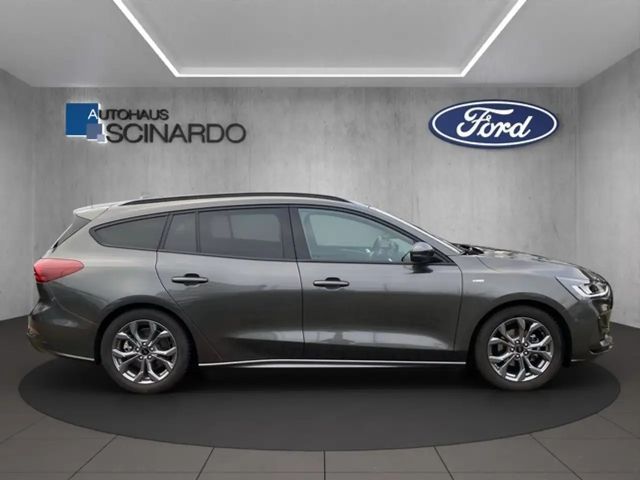 Ford Focus EcoBoost ST Line Wagon