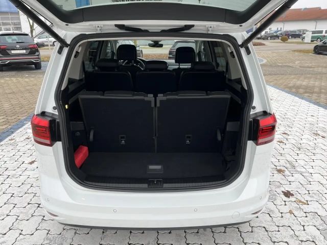 Volkswagen Touran 1.5 TSI DSG