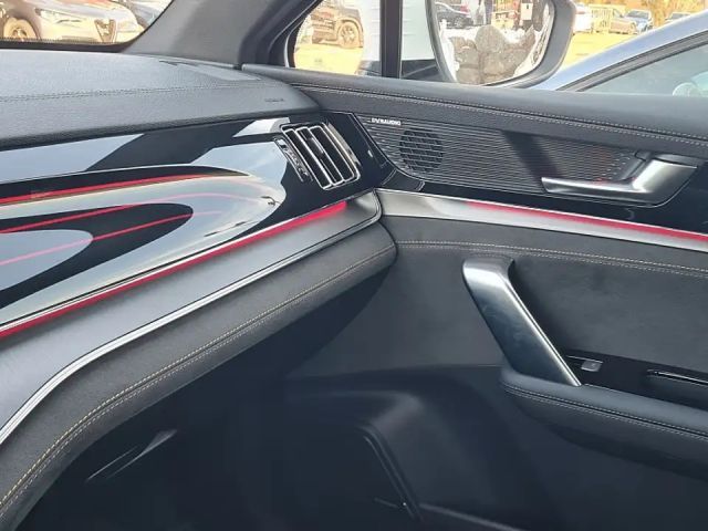 BYD Tang New Tang Flagship 108,8 kWh New Tang Flagship 1...