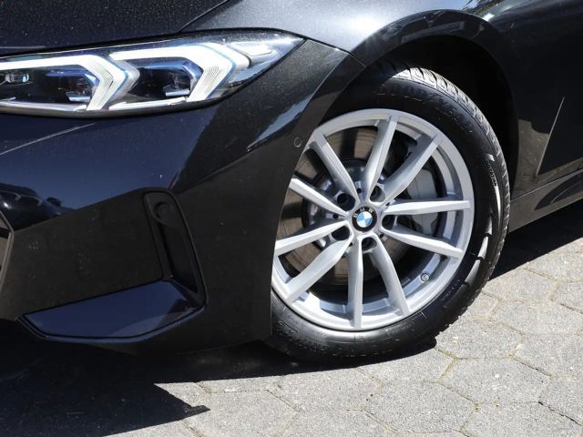 BMW 330 330i M-Sport Touring xDrive