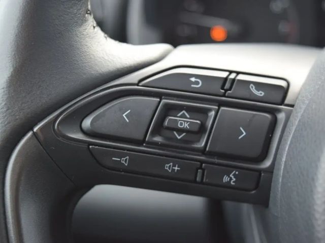 Toyota Yaris Club Hatchback