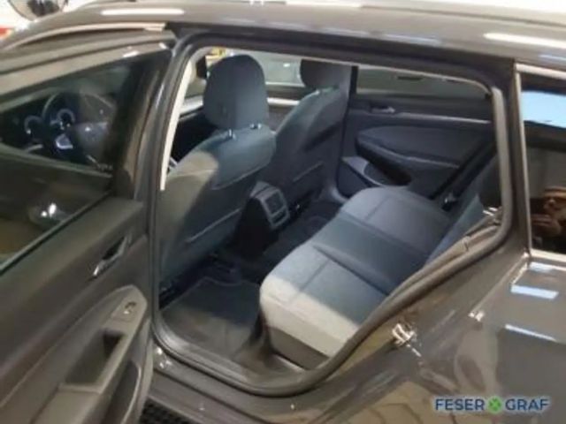 Volkswagen Golf 1.0 TSI Golf VIII Move Variant