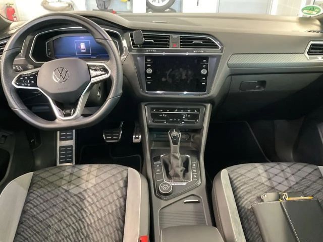 Volkswagen Tiguan 4Motion IQ.Drive R-Line