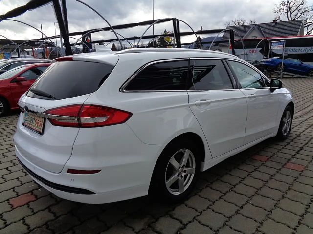 Ford Mondeo Titanium