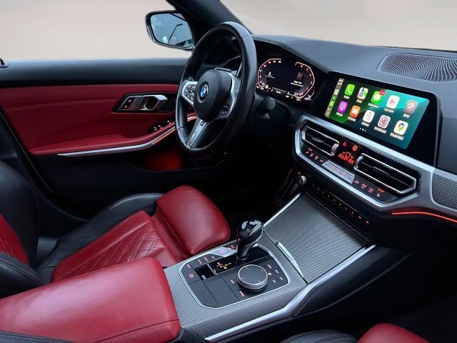 BMW 320 320i M-Sport Sedan