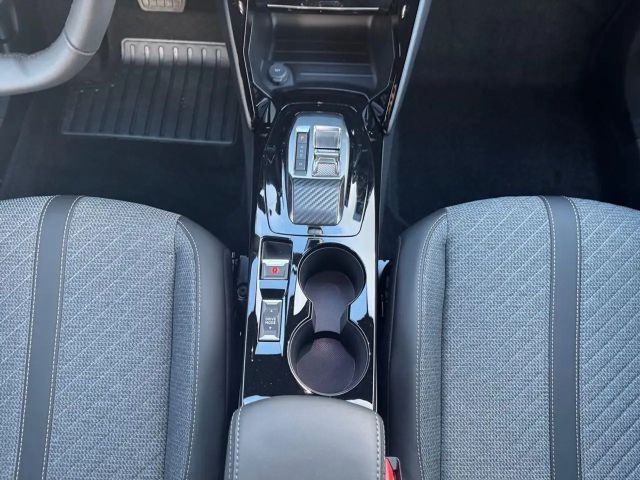 Peugeot 2008 Allure130+Kamera-MirrorScreen-Spurassistent+