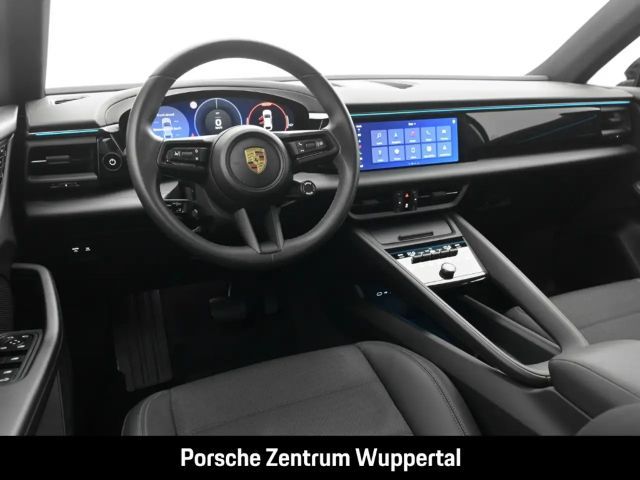 Porsche Macan 4