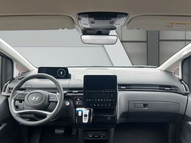 Hyundai Staria Trend