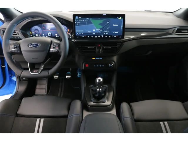 Ford Focus ST Line