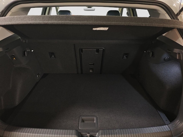 Volkswagen Golf 1.5 eTSI Golf VIII