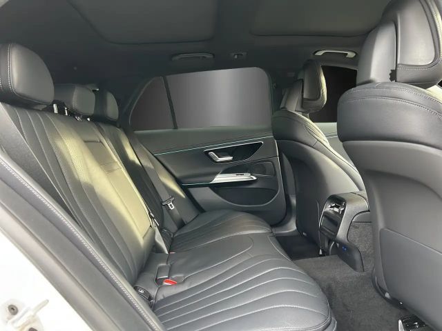 Mercedes-Benz E 220 AMG Line E 220 d Estate