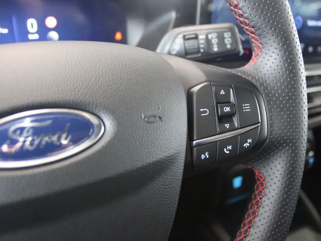 Ford Focus ST Line Wagon