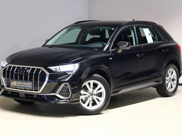Audi Q3 1.5 TFSI S-Line