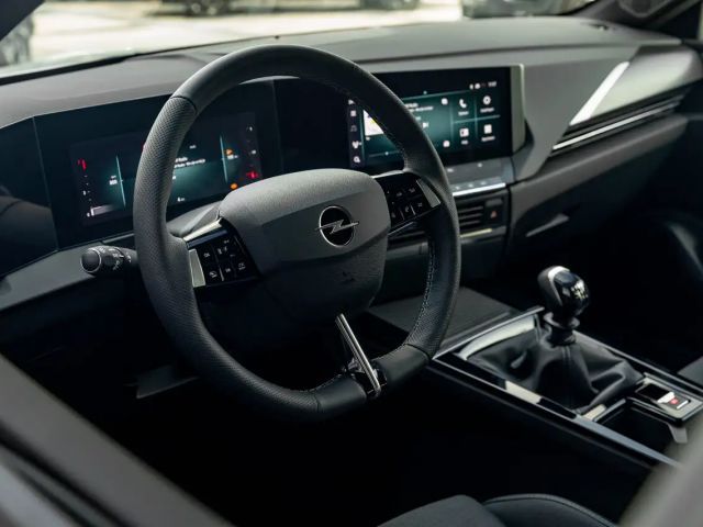 Opel Astra GS-Line Grand Sport