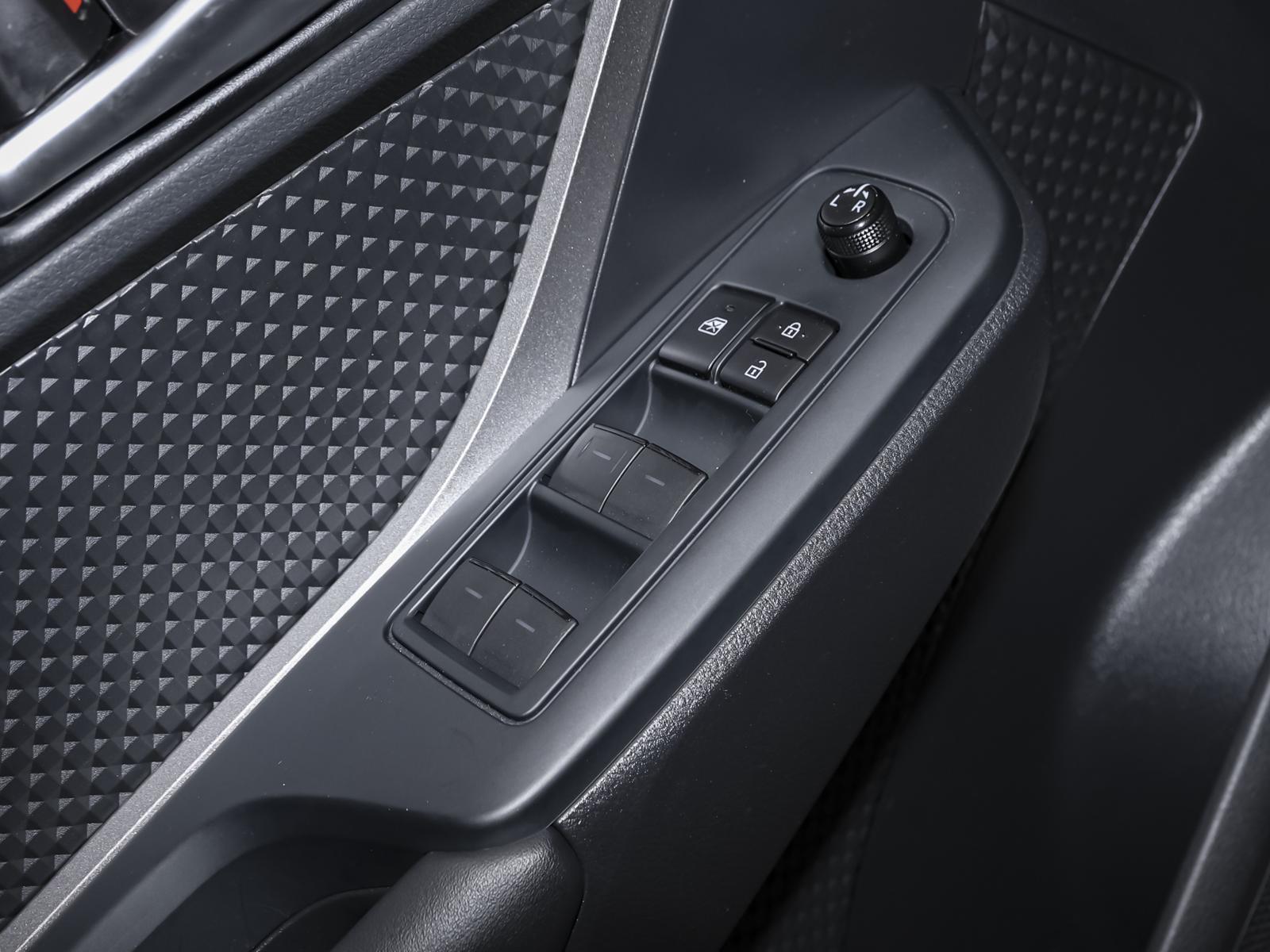 Toyota C-HR 5-deurs Basis