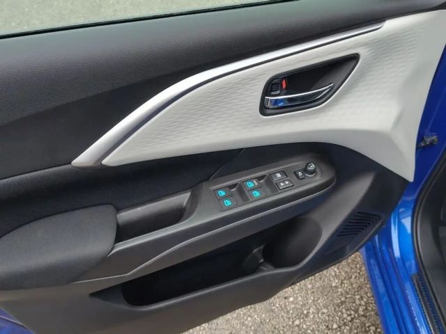 Suzuki Swift AllGrip Flash Hybrid