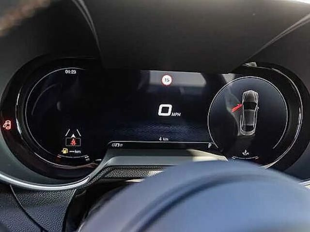 Alfa Romeo Giulia AT8 Q4