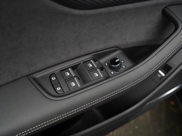 Audi Q8 Business Hybride S-Line