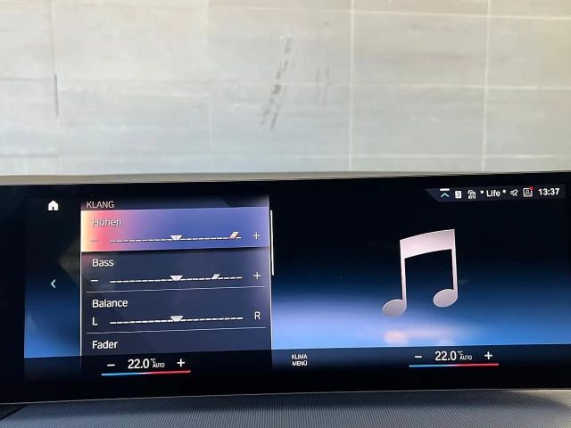 BMW 320 320d M-Sport Touring xDrive