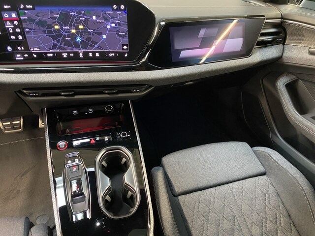 Audi A6 Quattro S-Tronic Sedan