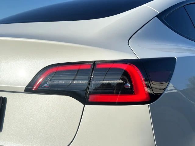 Tesla Model 3 TELSA MODEL 3 *KAM*KLIMA*NAV*SHZ*LED*STANDHEIZUN