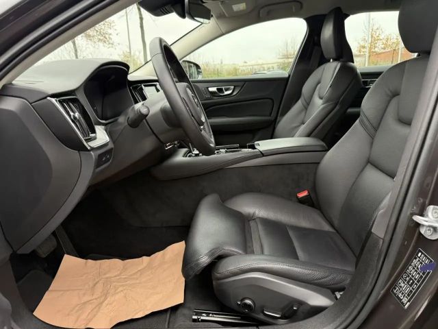 Volvo V60 AWD Dark Plus Recharge T6