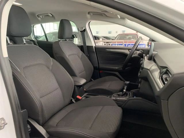 Ford Focus Titanium Wagon