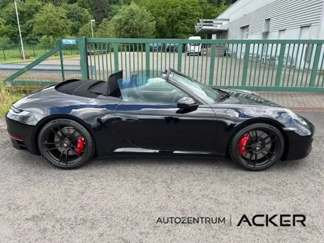 Porsche 992 Cabrio Carrera GTS