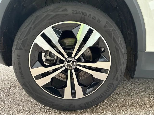 Mercedes-Benz GLA 200 Progressive